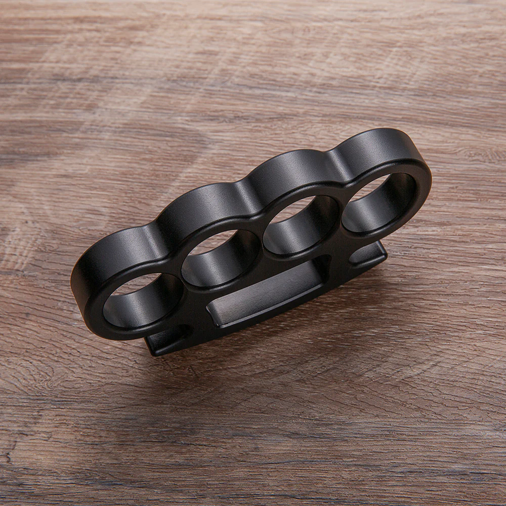 2024 New Four Finger Metal Knuckle Duster Bottle Opener - Image 3