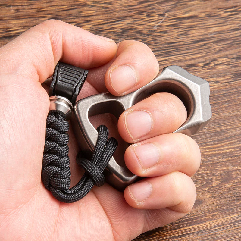 2024 New Titanium Alloy Bottle Opener Knuckle - Image 3