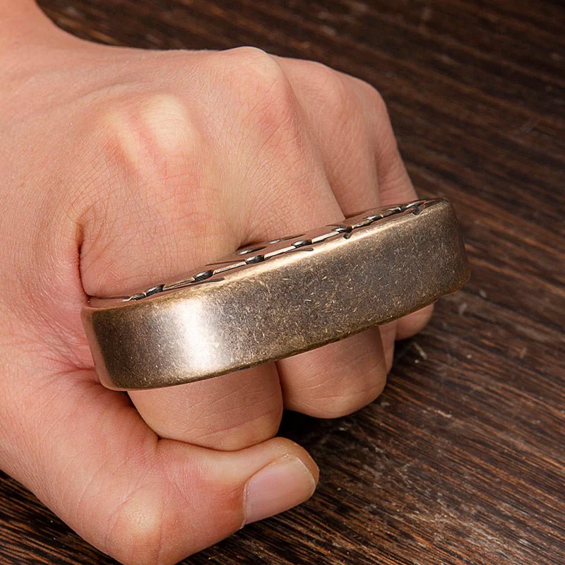 Big Pumpkin Antique Finish EDC Brass Knuckles - Image 3