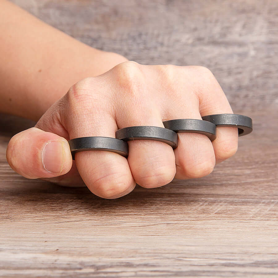 Black Steel Folding Self Defense Brass Knuckles - Image 4