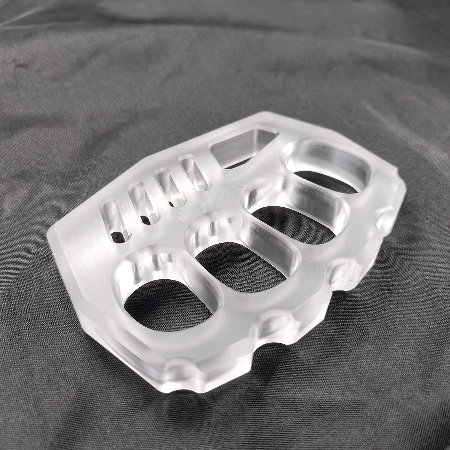 Defender No Metal PC Plastic Knuckle Duster - Image 3