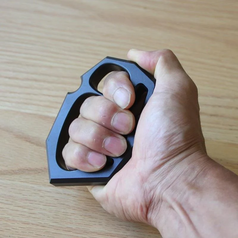 Fist Knuckles Black Aluminium Alloy Light - Cakra EDC Gadgets - Image 4