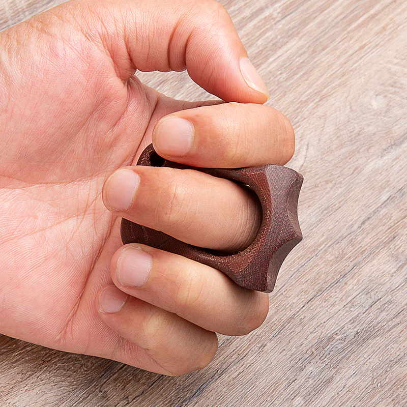 Knuckle Duster Plastic - Non Metal - Image 7