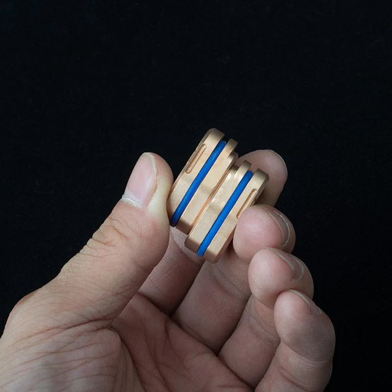 Self Defense Weapons Brass Knuckles - Image 4