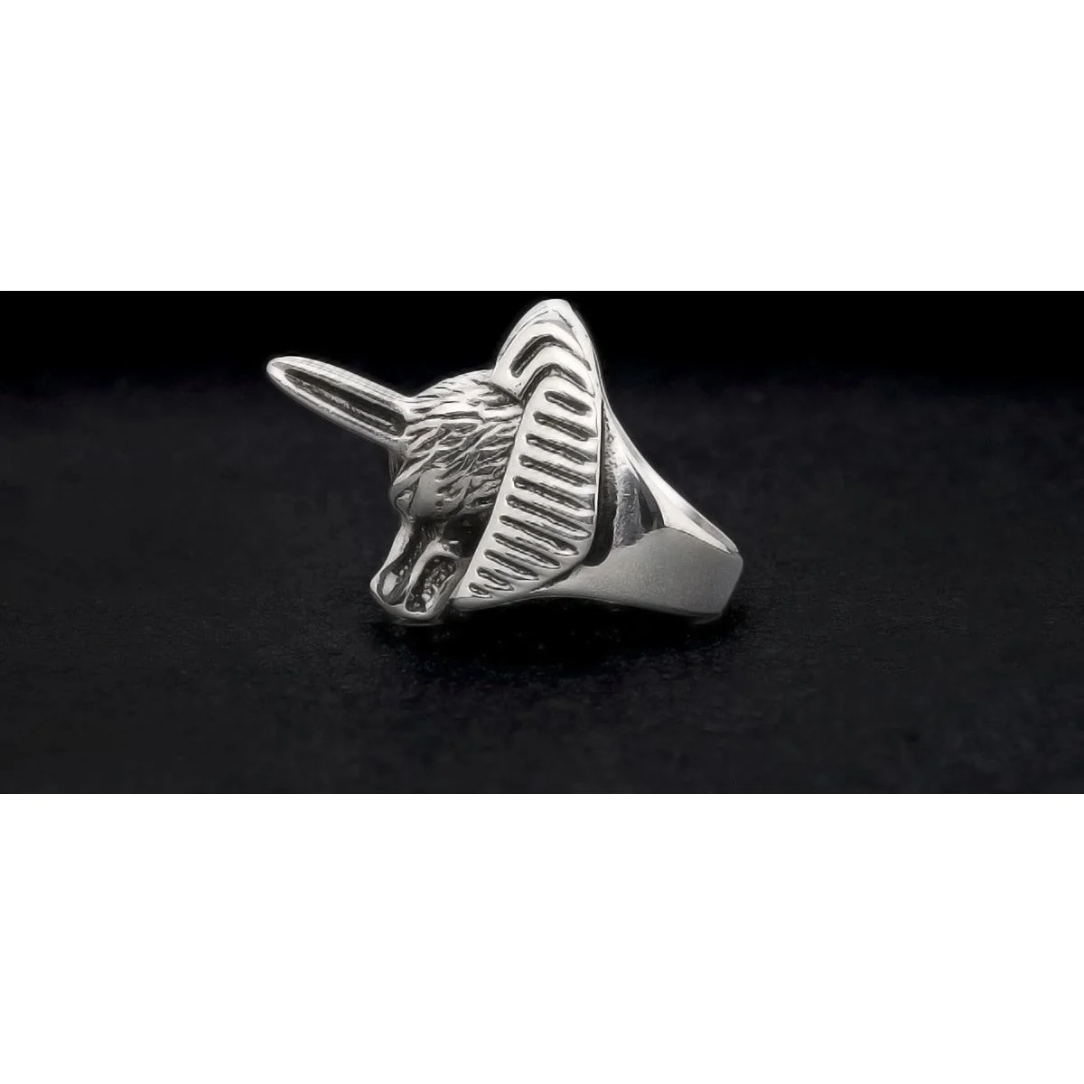 Wolf Head Full Stainless Steel Women's Self Defense Ring - Image 3
